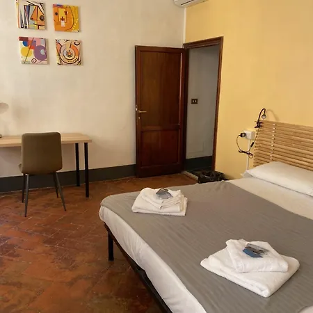 Da I' Gini Guesthouse Firenze Esterno foto