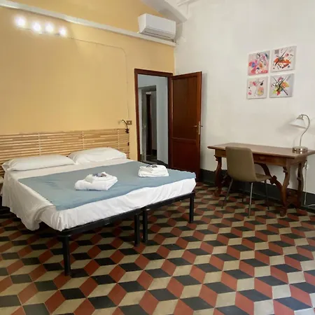Da I' Gini Guesthouse Firenze Esterno foto
